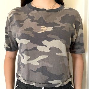 “Camo Crop T-Shirt”